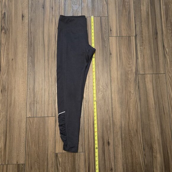 758. Mondetta Black Leggings Size Med. Excellent Like New - Picture 11 of 13